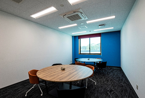 第5工場2階にある会議室B